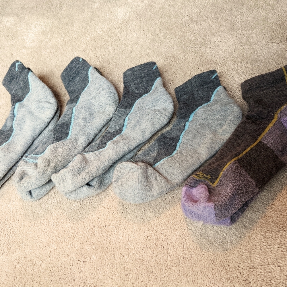 5 pairs Darn Tough slate grey 1/4 height Lightweight Hiking Socks